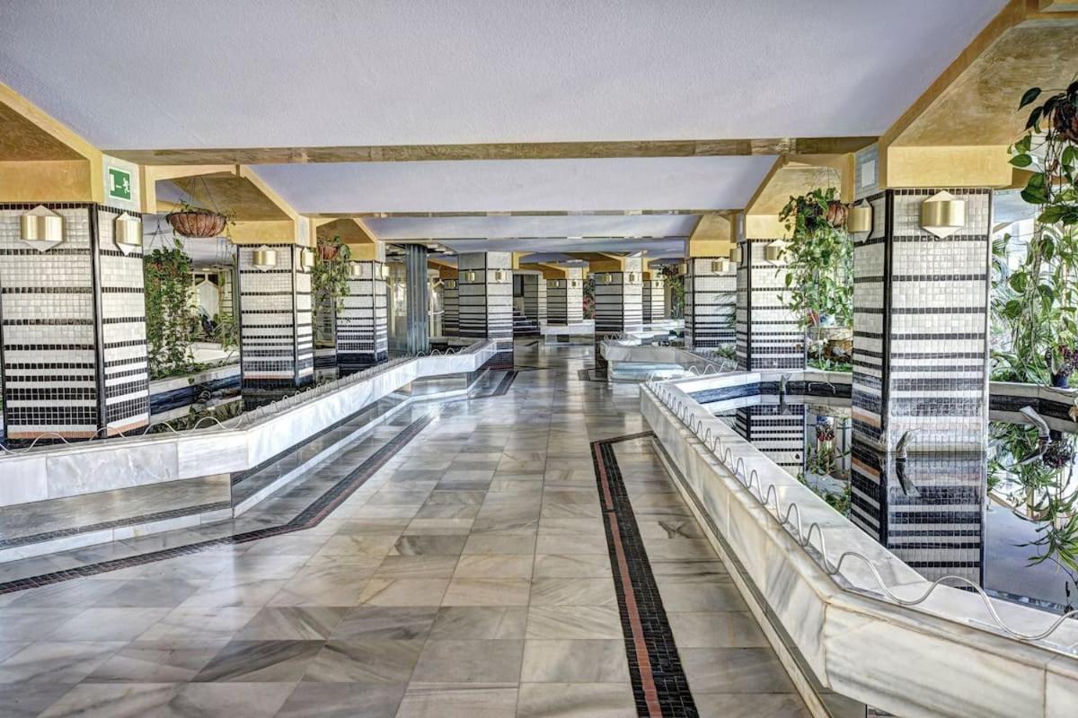 Benal Beach Suite Ii, Estudio Con Parque Acuatico Y Vistas Al Mar. Benalmádena Dış mekan fotoğraf