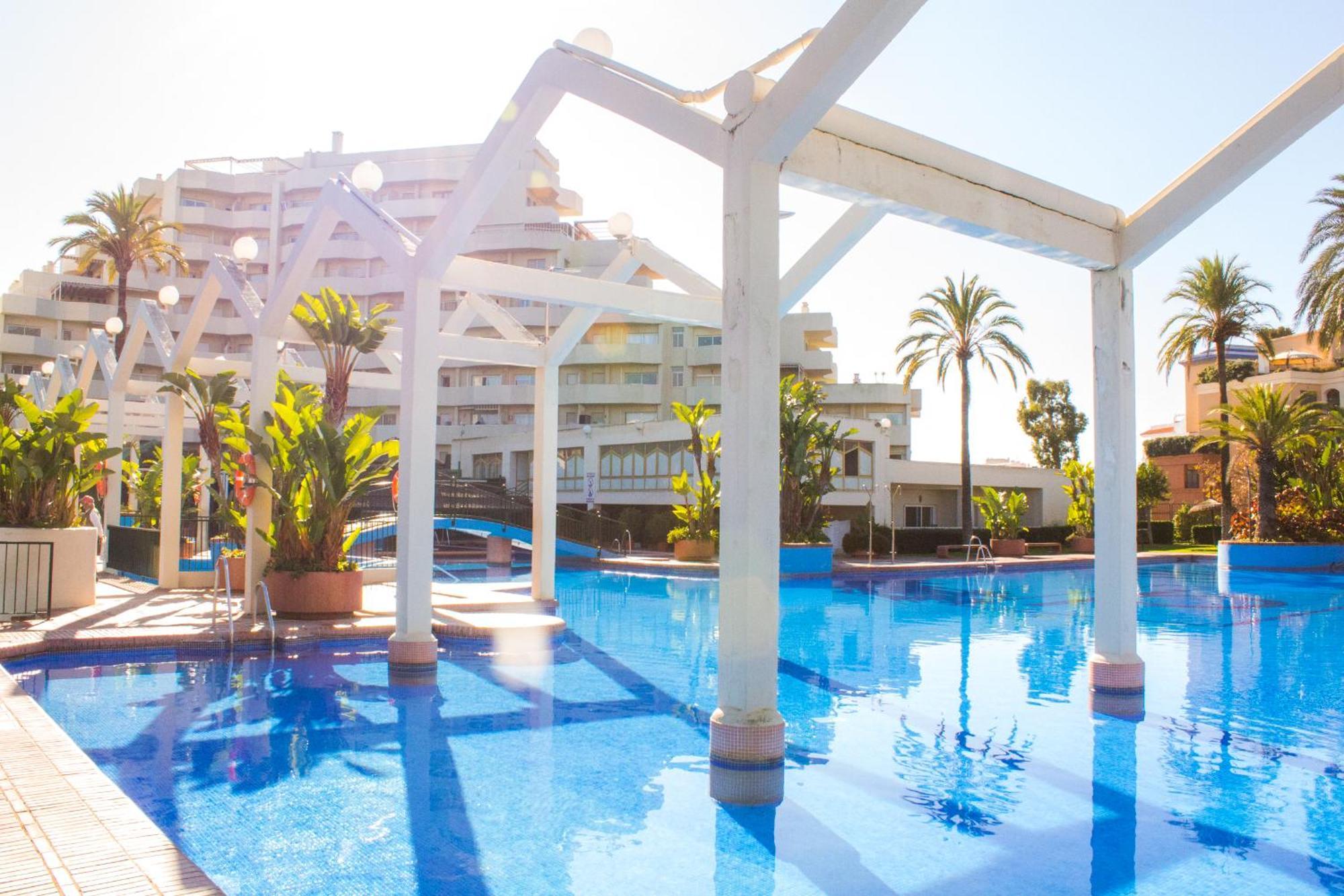 Benal Beach Suite Ii, Estudio Con Parque Acuatico Y Vistas Al Mar. Benalmádena Dış mekan fotoğraf