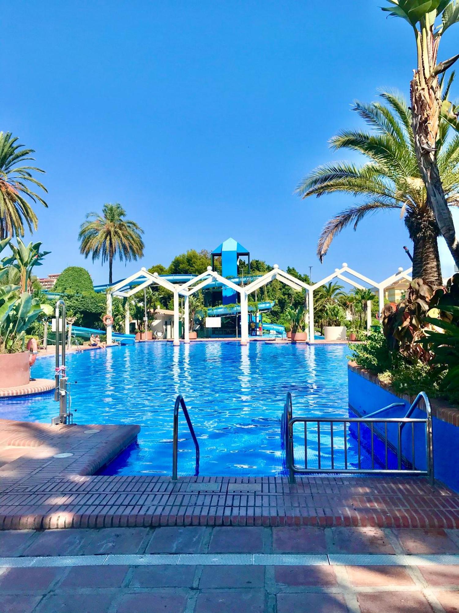Benal Beach Suite Ii, Estudio Con Parque Acuatico Y Vistas Al Mar. Benalmádena Dış mekan fotoğraf